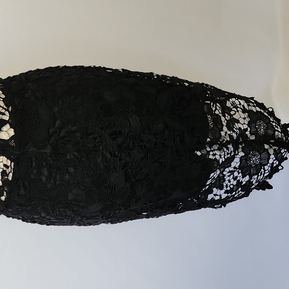 ASTR The Label Women's Size M Samantha Black Lace Sleeveless High Neck Dress - Picture 11 of 15